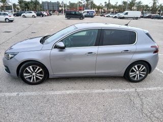Peugeot 308, año 2019, 115km