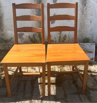 2 Sillas de Madera Ikea