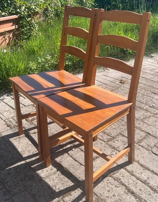2 Sillas de Madera Ikea