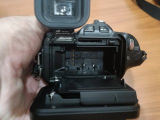 Camara JVC GC-PX100 +6 Baterías Profesional-Oferta