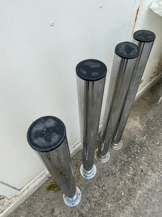 4 Patas Metálicas Extensibles