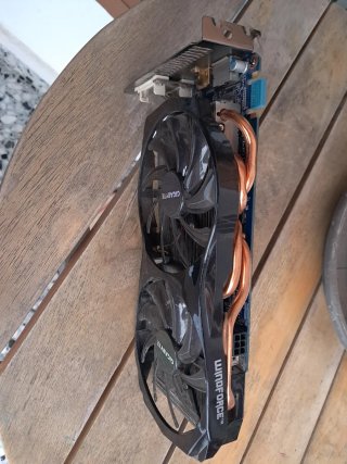Tarjeta Gráfica Gigabyte