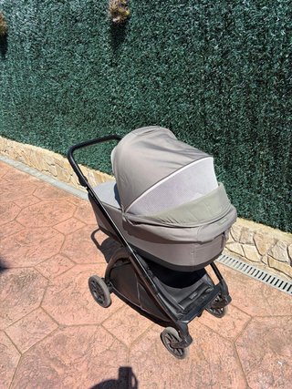 Inglesina Electa capazo y silla + extras