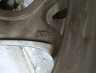 Citroen r17 llanta c4 berlina 5202521