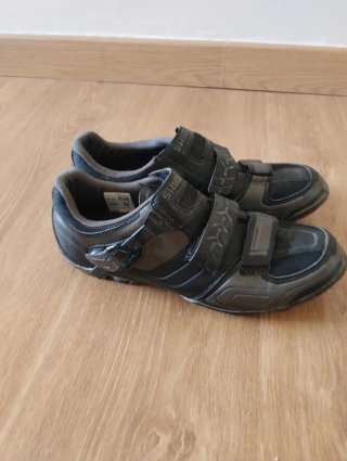 Zapatillas MTB SHIMANO SH-M089L (Talla 44)