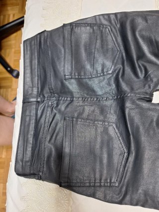 Pantalones Patanlo efecto polipiel