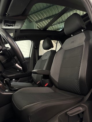 Volkswagen T-Roc R Line