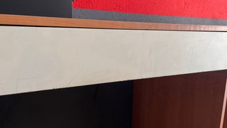 Escritorio madera y blanco con cajones