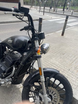 Leonart Daytona 125 Negra