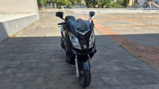 Peugeot Satelis 400 año 2008  Scooter Negra.