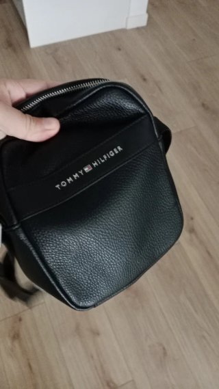 Bolso Tommy Hilfiger Negro Piel