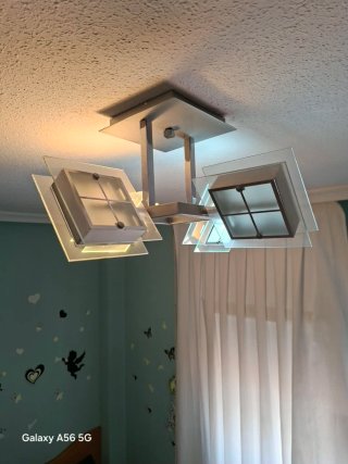Lámpara de techo moderna plata y cristal