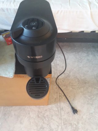 Cafetera Nespresso Negra
