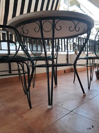 Mesa y 3 Sillas Exterior