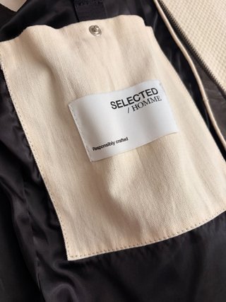 Chaqueta de cuero marrón