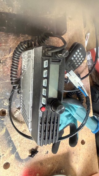 Emisora Yaesu FTM-3100 2m