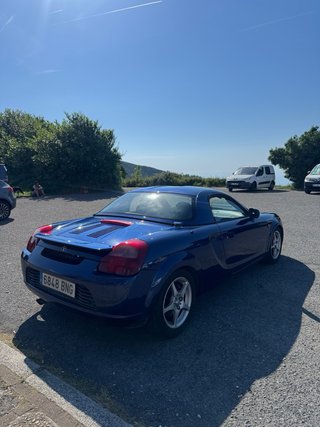 Toyota MR2 2001