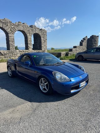 Toyota MR2 2001