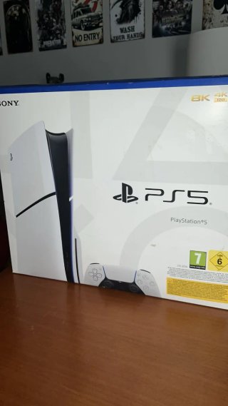 Ps5 Slim con 2 mandos y caja