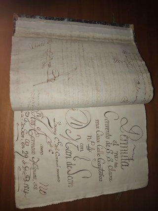 Compendio de Escrituras y Documentos Antiguos.