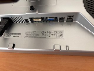 Monitor Dell UltraSharp 19 LCD