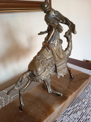 Figura Bronce Orientalista Camello