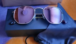 Gafas de sol Hawkers doradas y rosas