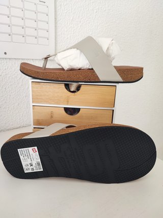 FitFlop Iquishion Sandalias Piel Beige Talla 44