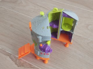 Superthings Lote de Figuras y Playsets