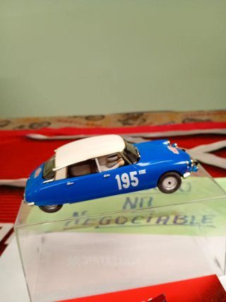 Scalextric Citroen DS 21 Rally Monte Carlo 1966