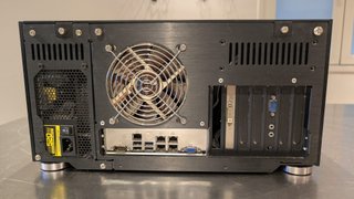 Caja HTPC/Servidor OrigenAE 21T con pantalla