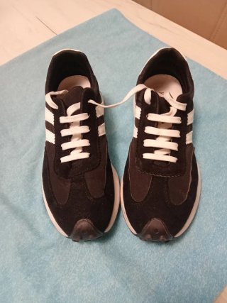 Zapatillas Reebok Talla  + regalo otras