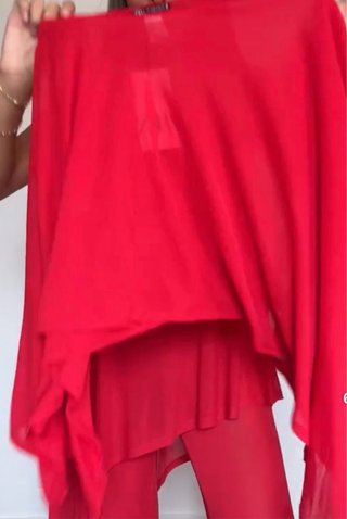 Mono Zara capa rojo Talla M