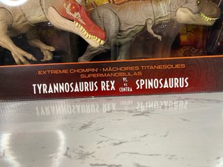 Jurassic World Dino Escape T-Rex vs Spinosaurus