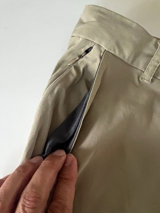 Pantalón Corto Oakley Talla 48 Beige