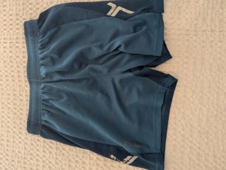 Pantalón corto deportivo chico