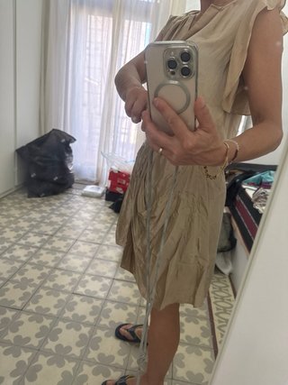 Conjunto Massimo Dutti seda beige