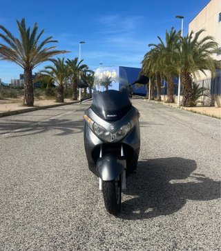 Suzuki Burgman 125cc (39.900km)