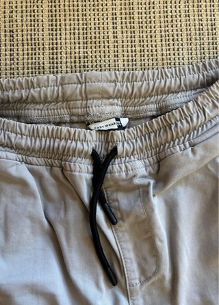 Pantalones cortos cargo beige