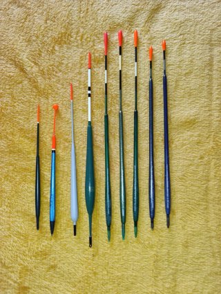 9 flotadores pesca inglesa