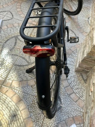 Bicicleta eléctrica Negra Nakamura