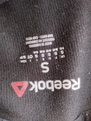 Reebok Sudadera Negra Deportiva