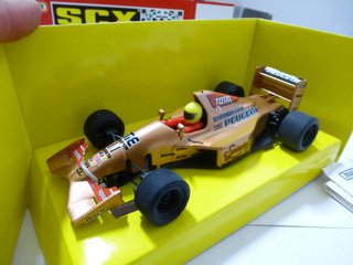 Scalextric NUEVO JORDAN PEUGEOT F1 BARRICHELO.