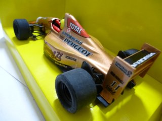 Scalextric NUEVO JORDAN PEUGEOT F1 BARRICHELO.