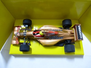 Scalextric NUEVO JORDAN PEUGEOT F1 BARRICHELO.