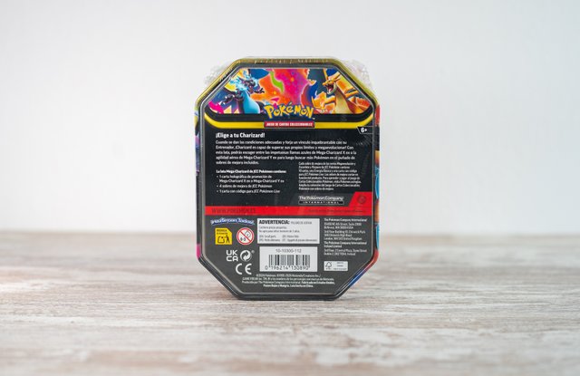 Mega Charizard X EX Lata Metálica Pokémon TCG