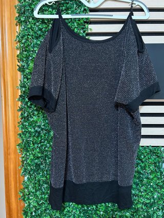 Blusa fiesta brillante cadena hombros descubiertos