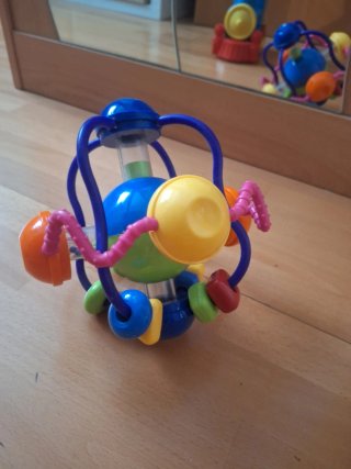 Juguete sensorial para bebé
