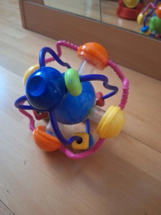 Juguete sensorial para bebé