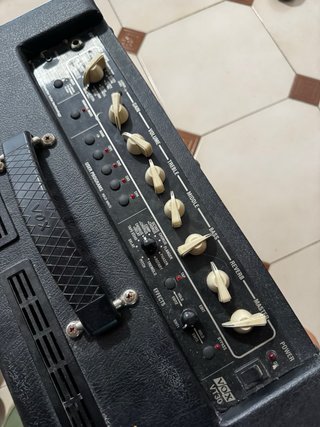 Amplificador Vox Valvetronix